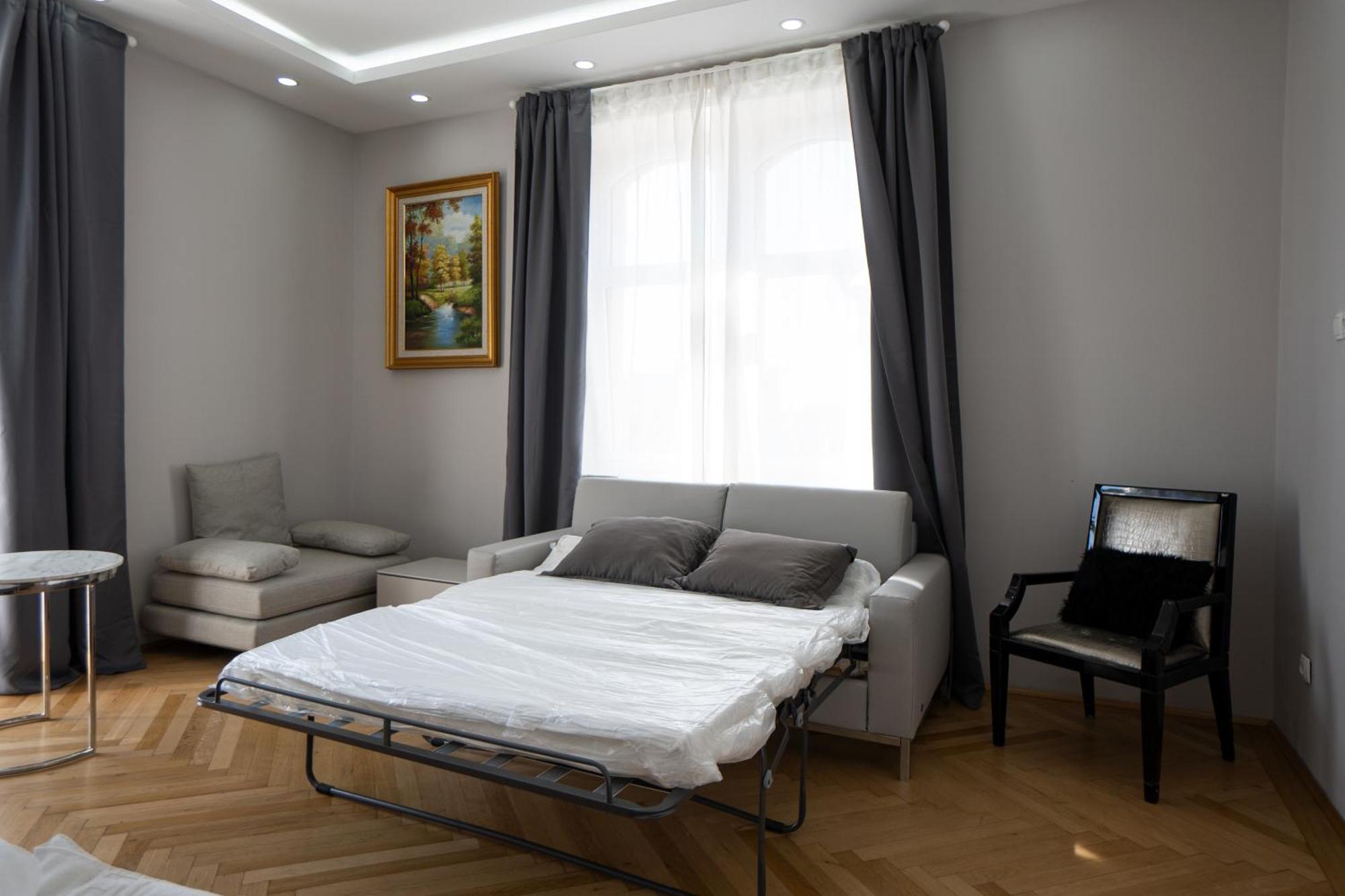 Charming 2-Room Apartment With Balcony, 15 Min To Center Wien Exterior foto