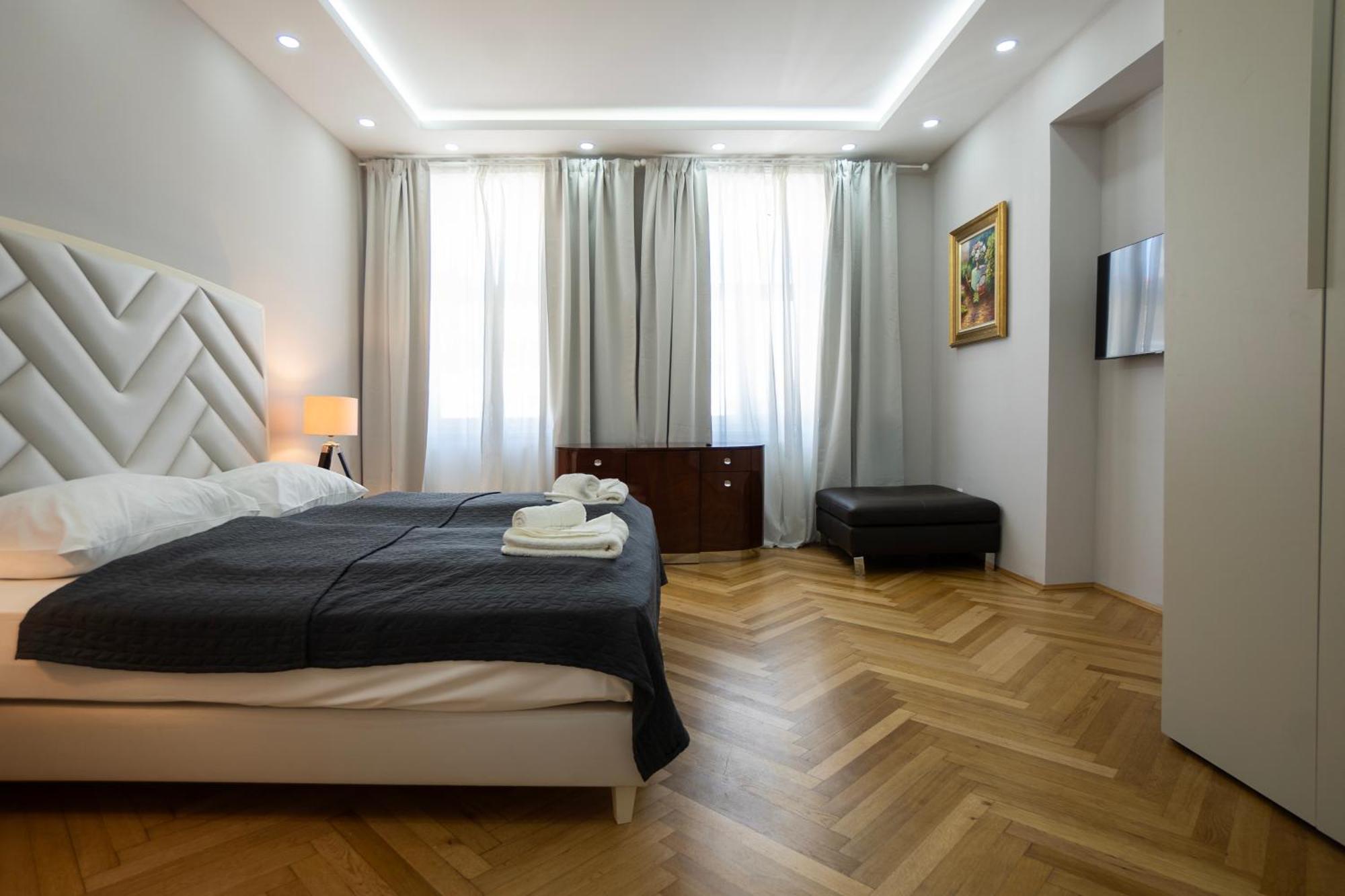Charming 2-Room Apartment With Balcony, 15 Min To Center Wien Exterior foto